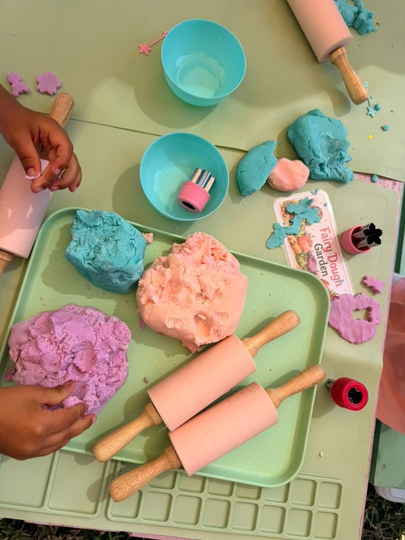 Fairy dough garden play